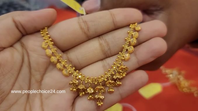Most popular light weight gold necklace 