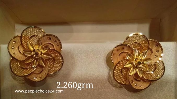 Stylish gold earrings tops design