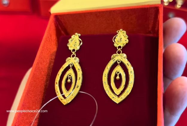 3 grams latest gold earrings 