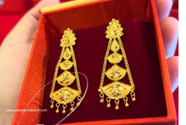 Latest new model gold earrings in 4 grams 