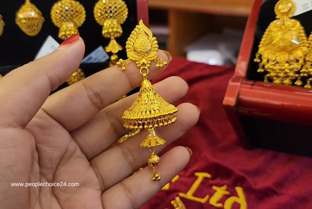 New jhumka in gold 