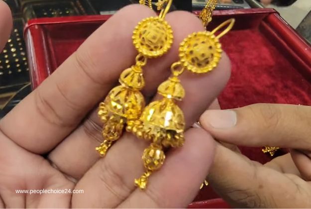 Party wear gold jhumka 