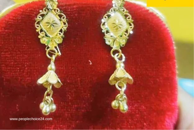 Small size gold earrings for daily use 