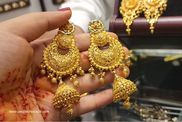 Wedding gold earrings 