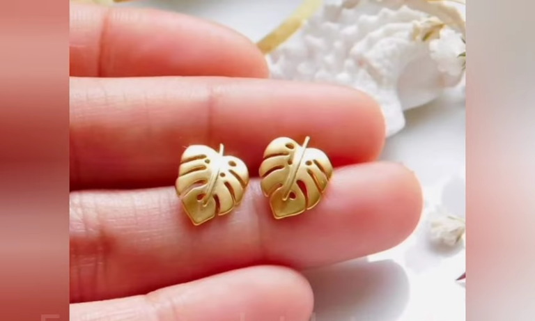 Gold Studs Designs