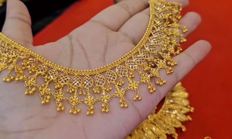 gold necklace for marriage