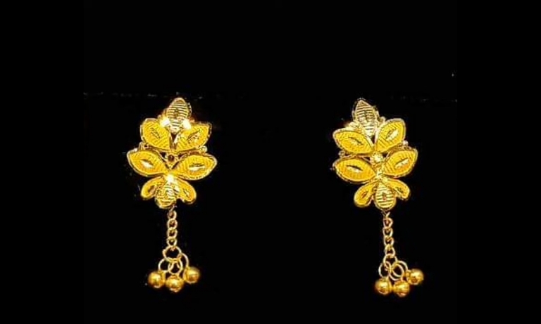 small gold earrings for girls