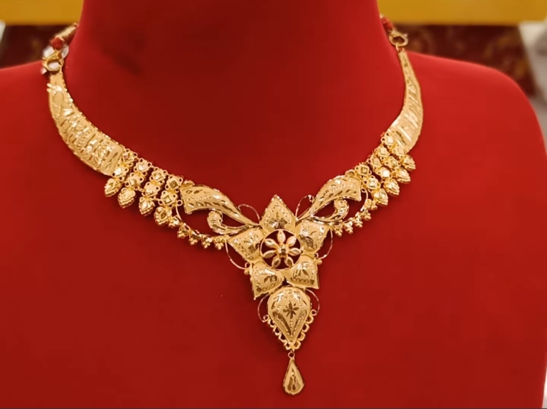 floral gold necklace with price