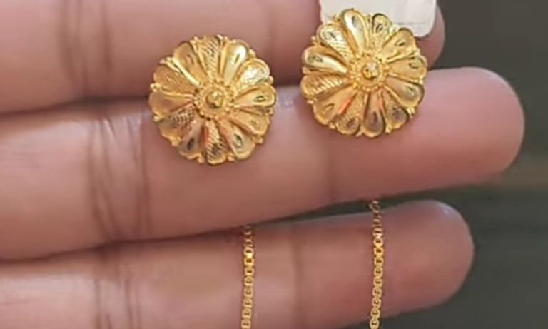 Sui Dhaga Earrings Gold Price 22k
