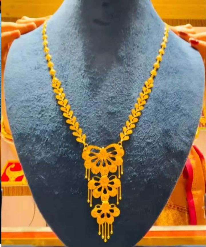 Three layer system necklace design 